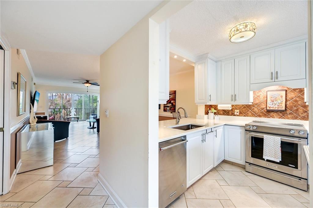 3032 Sandpiper Bay CIR G205