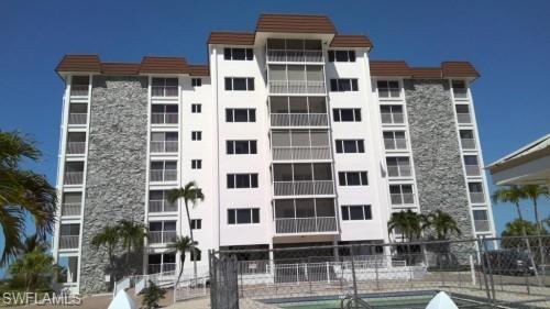 View of apartment building / complex