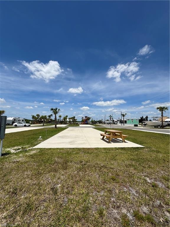 220 Riverclub CT photo 11