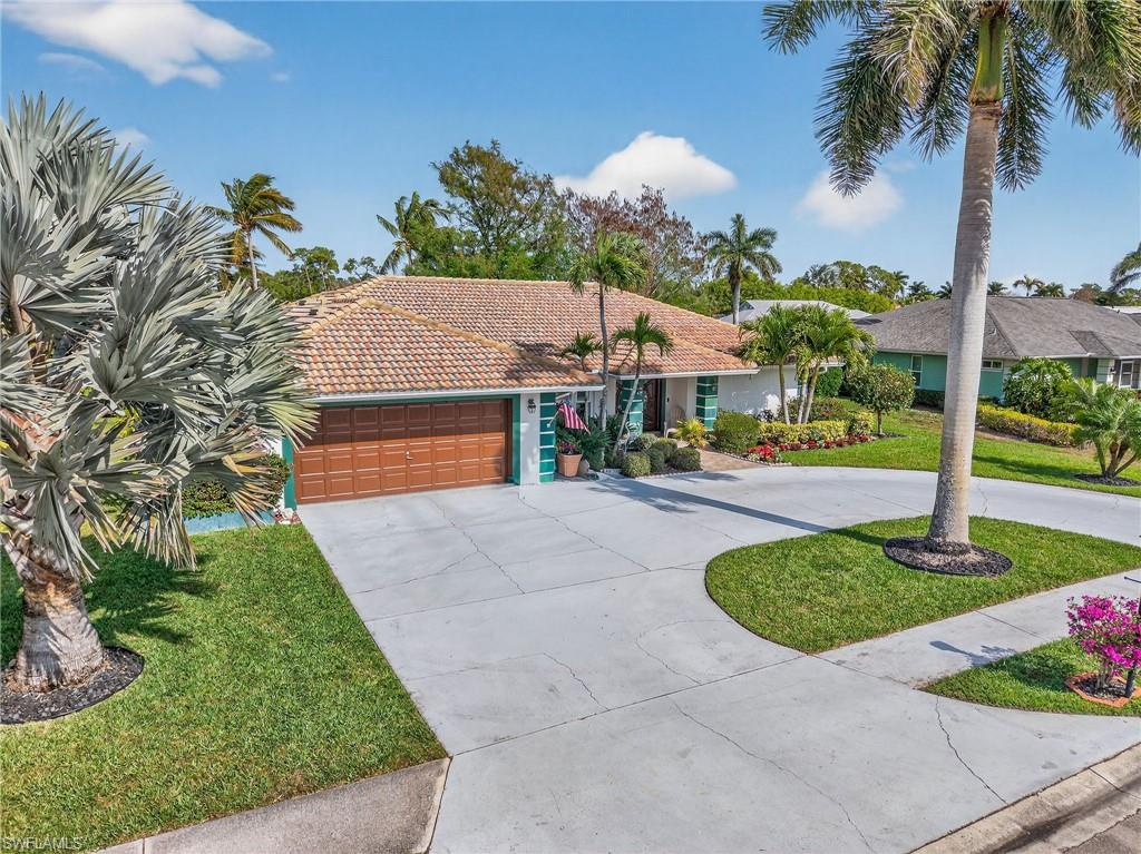 681 Saint Andrews BLVD