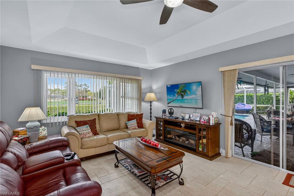 681 Saint Andrews BLVD photo 8