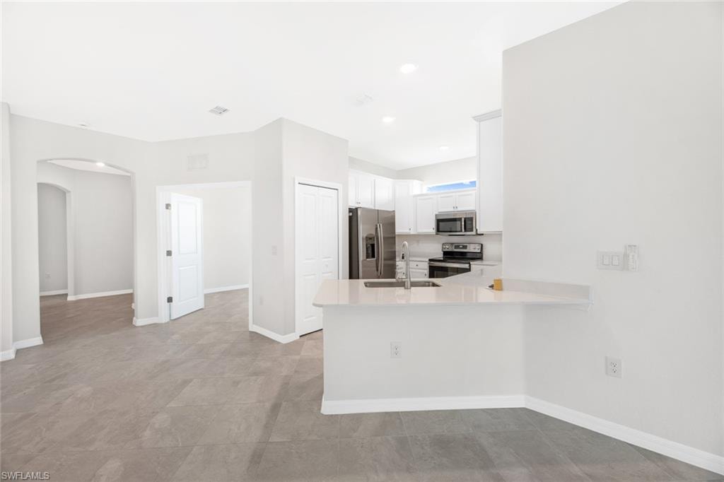 2672 Vine AVE photo 12