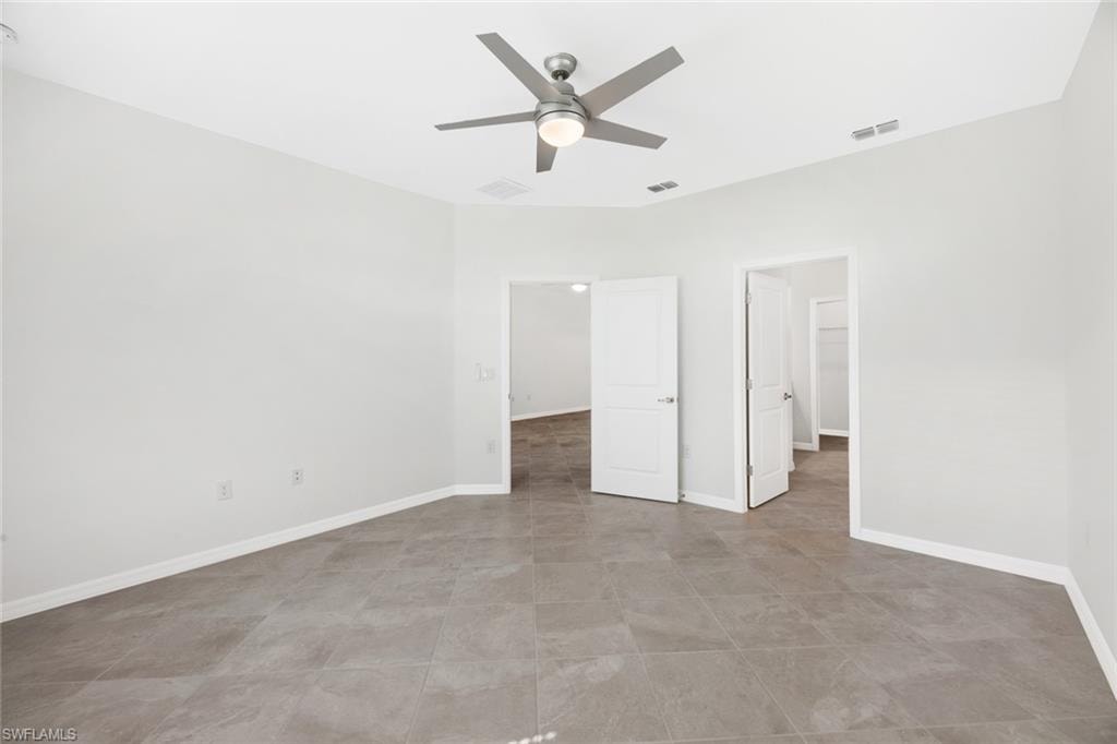 2672 Vine AVE photo 21