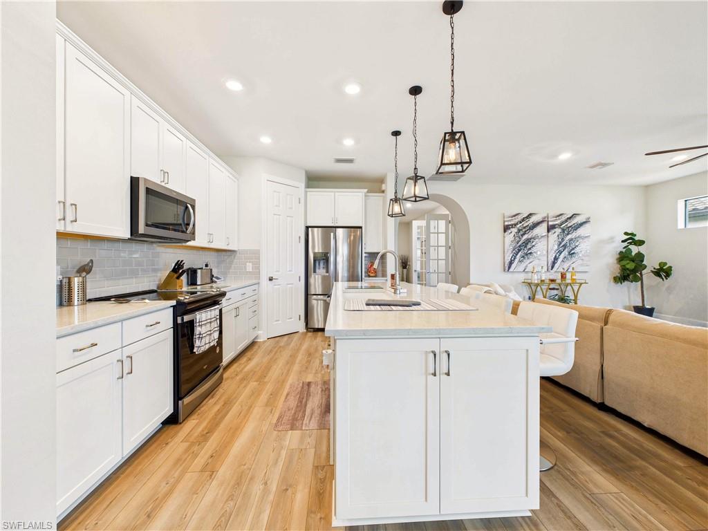 19563 Utopia LN photo 6
