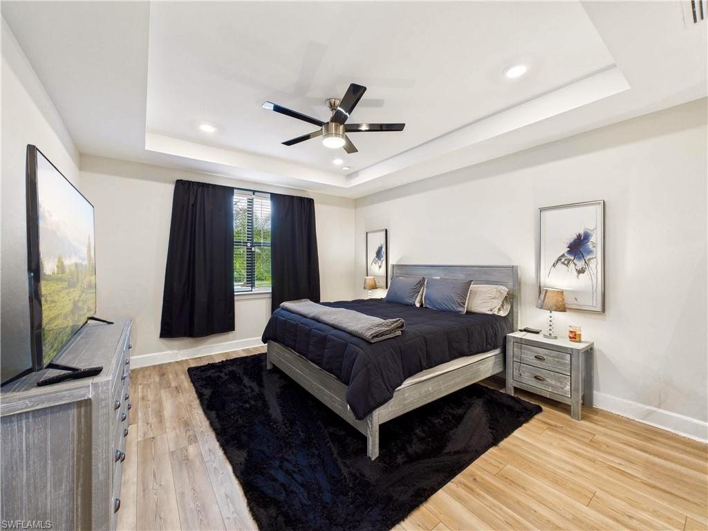 19563 Utopia LN photo 13