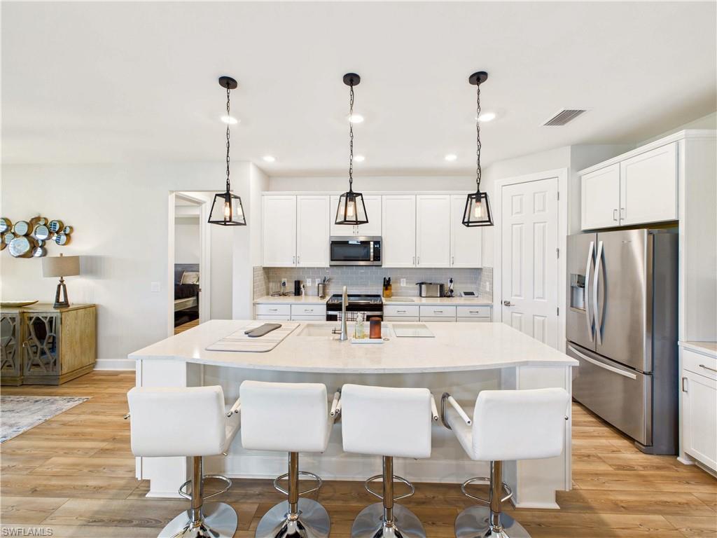 19563 Utopia LN photo 7