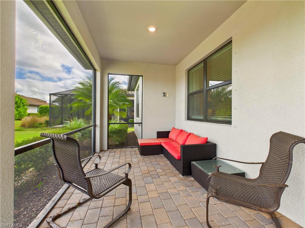 19563 Utopia LN photo 29