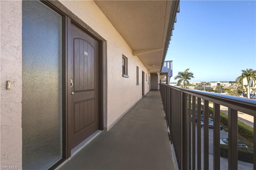 801 River Point DR 303A
