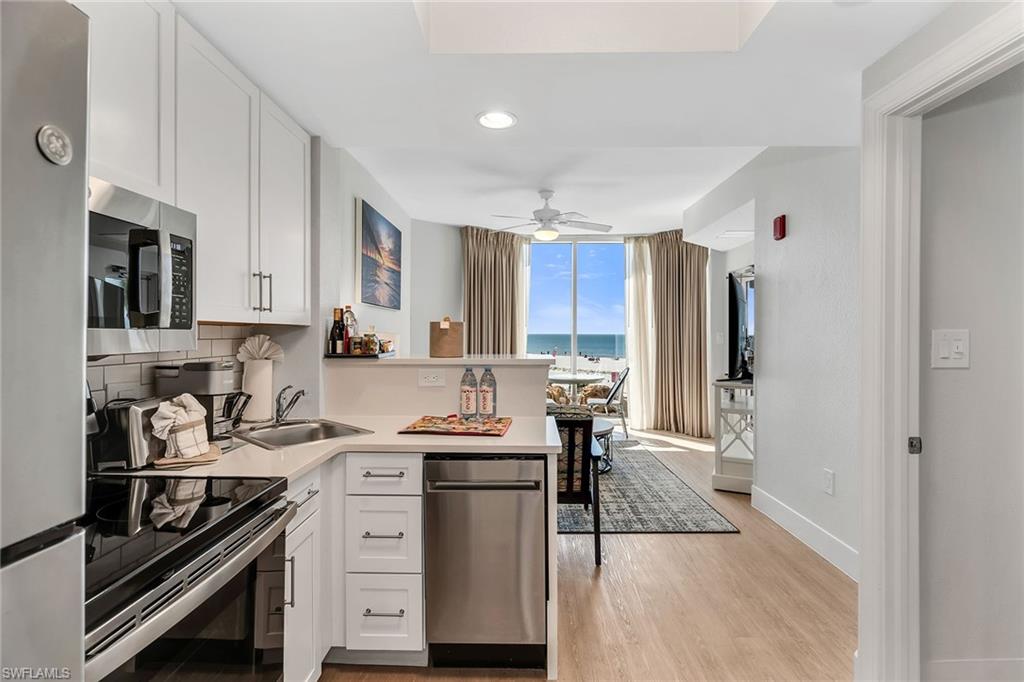 200 Estero BLVD 107 photo 7