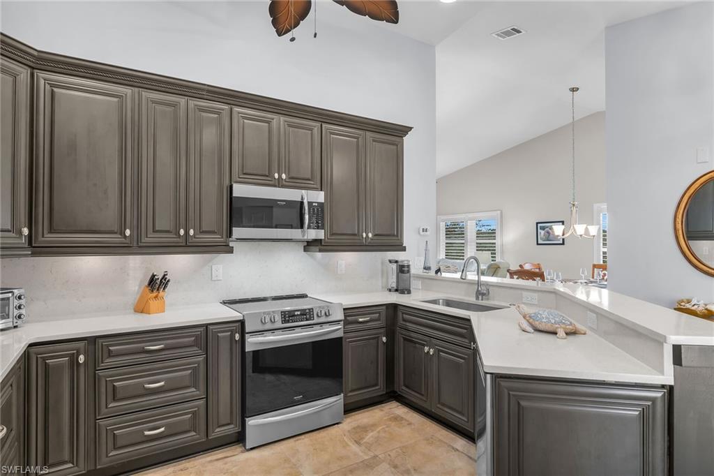 194 Newport DR 908