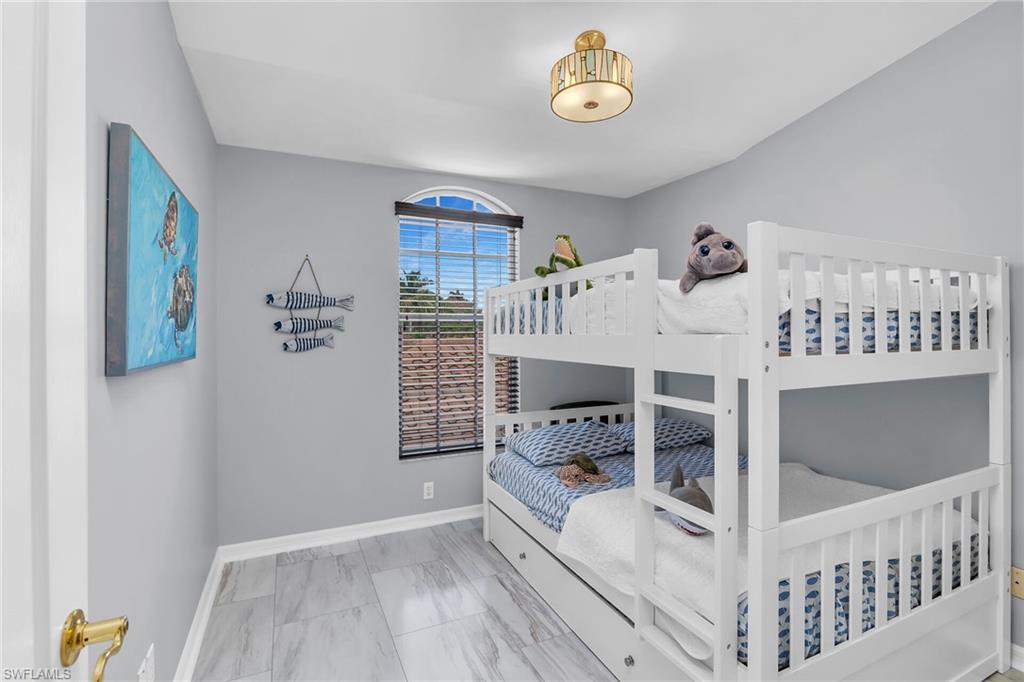 194 Newport DR 908 photo 24