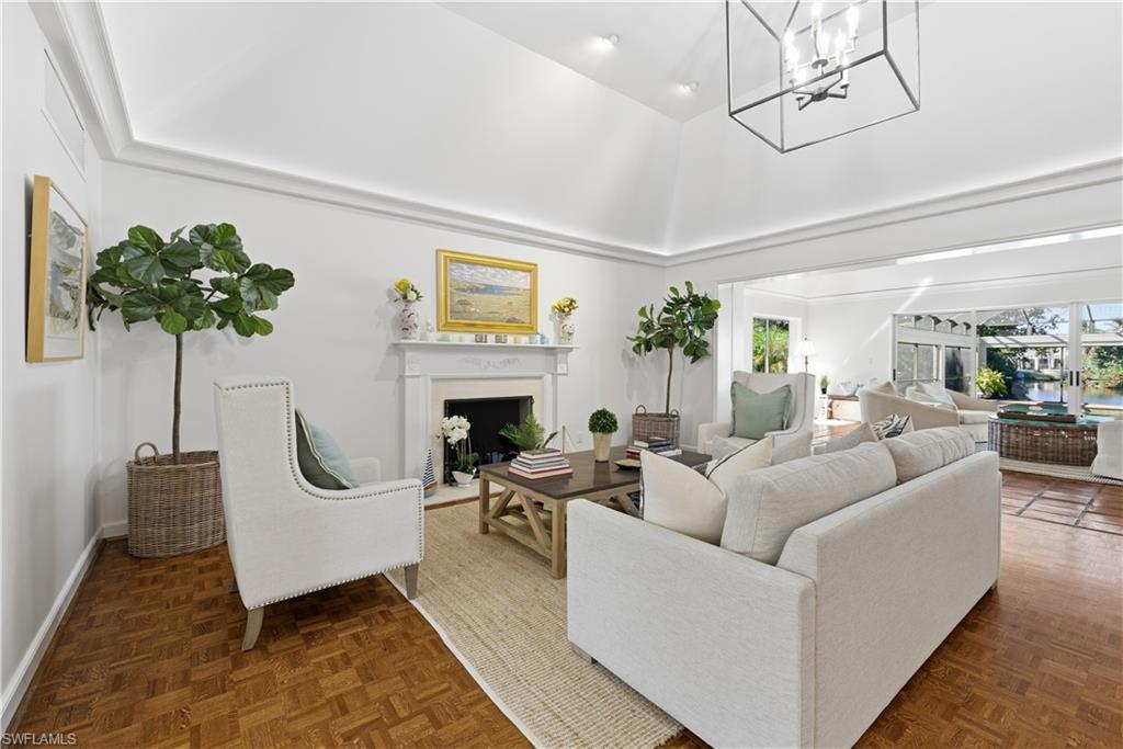 2700 Lantern LN photo 15