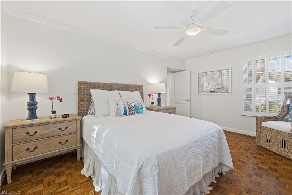 2700 Lantern LN photo 8