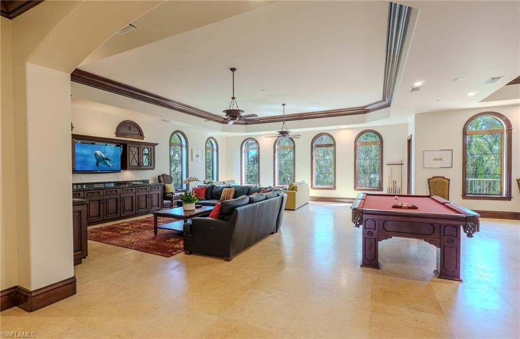 200 Golf DR photo 18