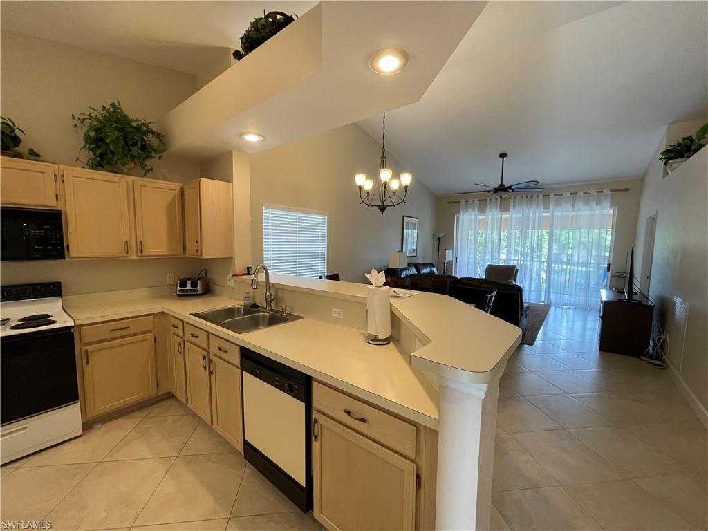 440 Wiggins Lake CT 201