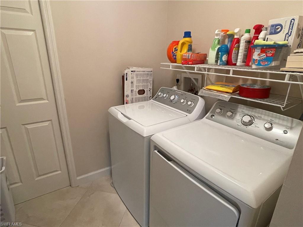 440 Wiggins Lake CT 201 photo 25