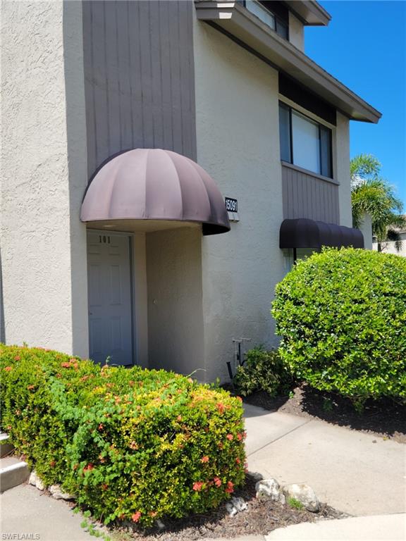 Front entry to the condo.