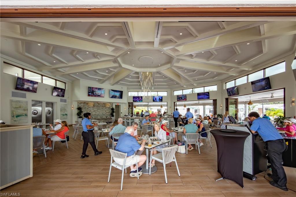 Clubhouse Dining