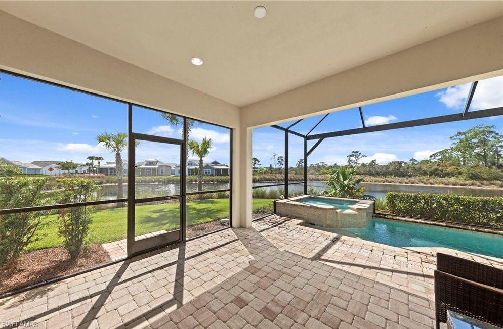 6933 Saona CT photo 8
