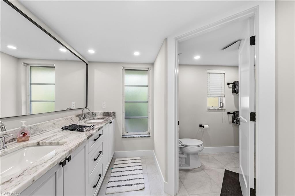4724 Riverside DR photo 23