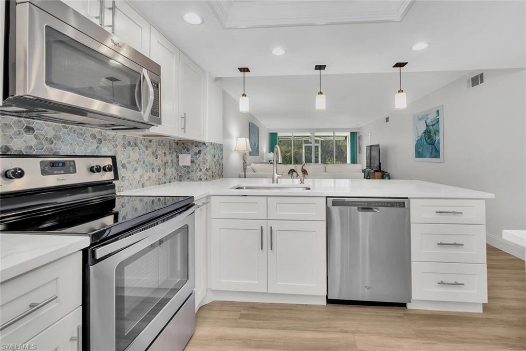 SS Kitchen