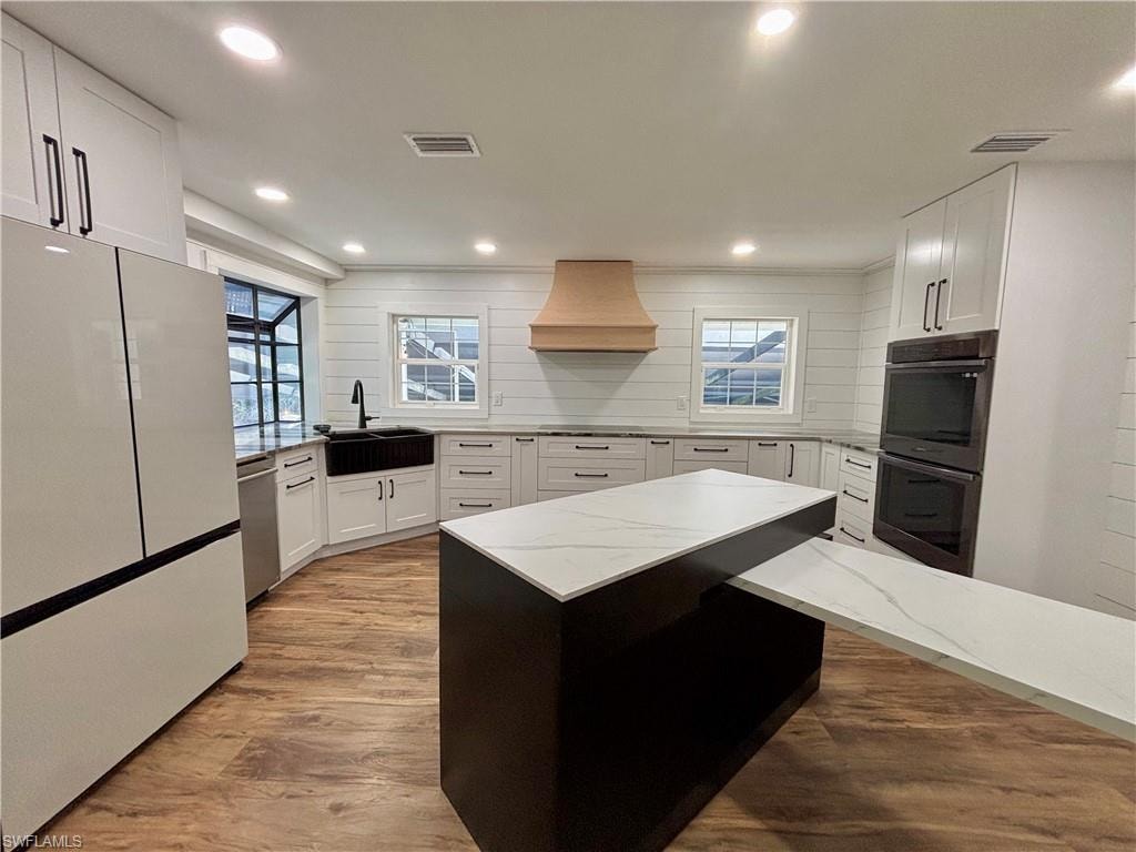 15493 Chloe CIR photo 14