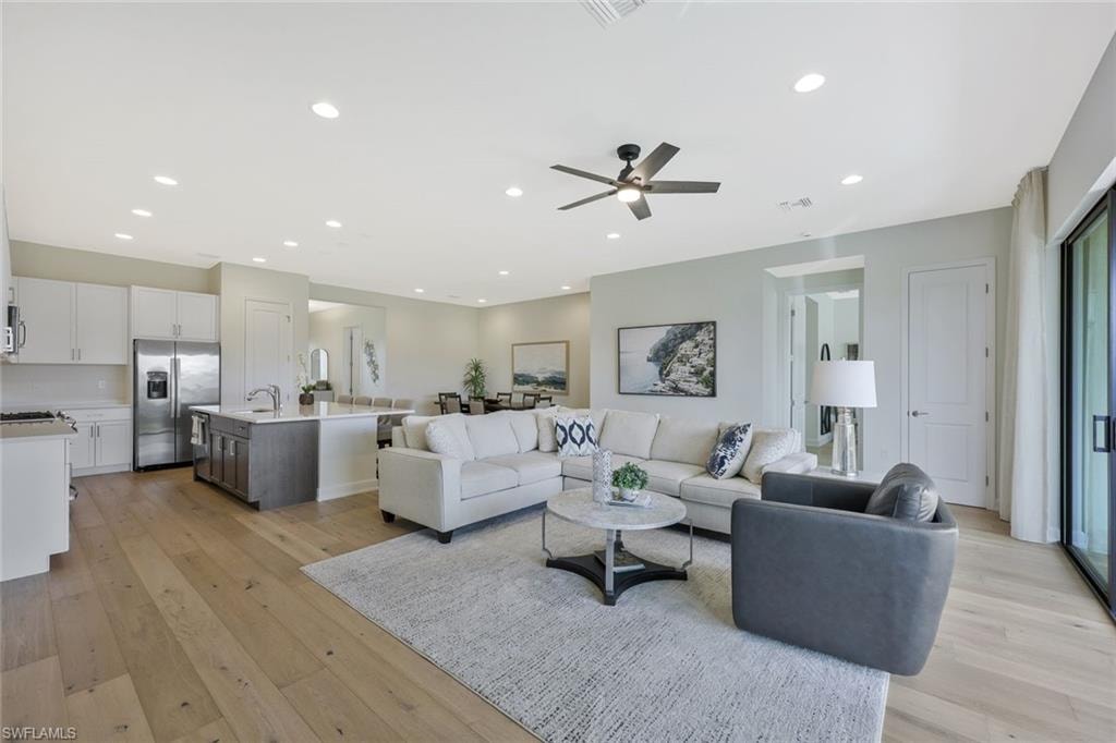 20897 Thistle Leaf LN photo 23