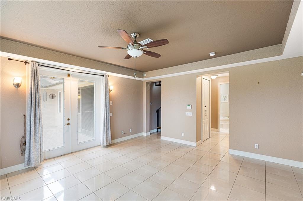 11913 Princess Grace CT photo 23