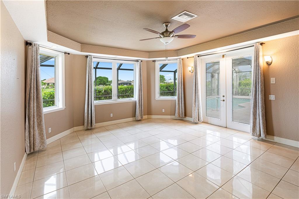 11913 Princess Grace CT photo 22