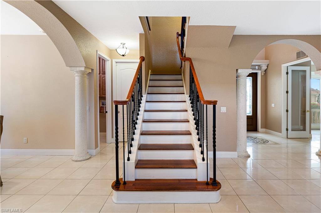11913 Princess Grace CT photo 28