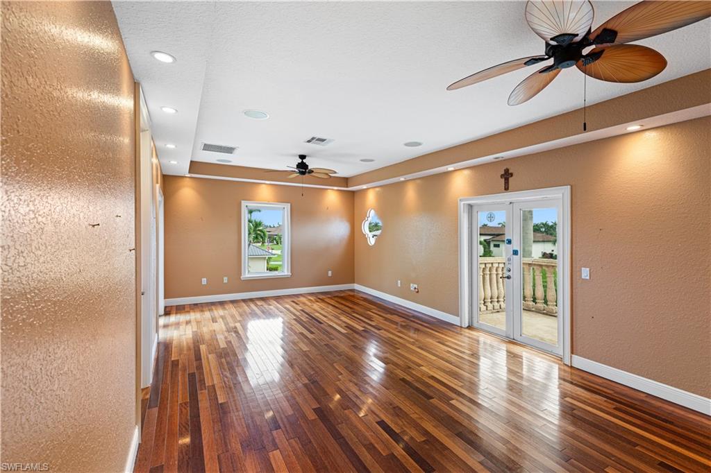 11913 Princess Grace CT photo 30
