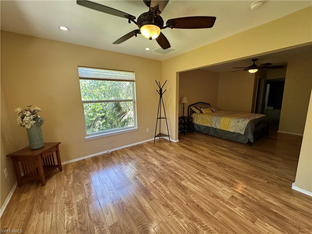 1813 Long Point LN photo 37