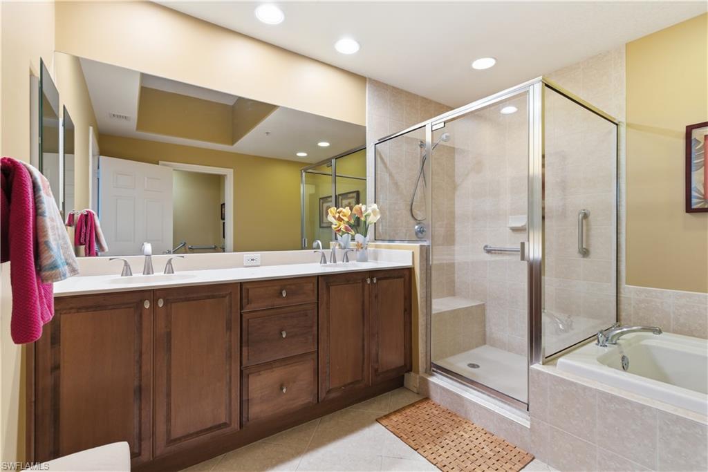 2748 Tiburon BLVD E C404 photo 24
