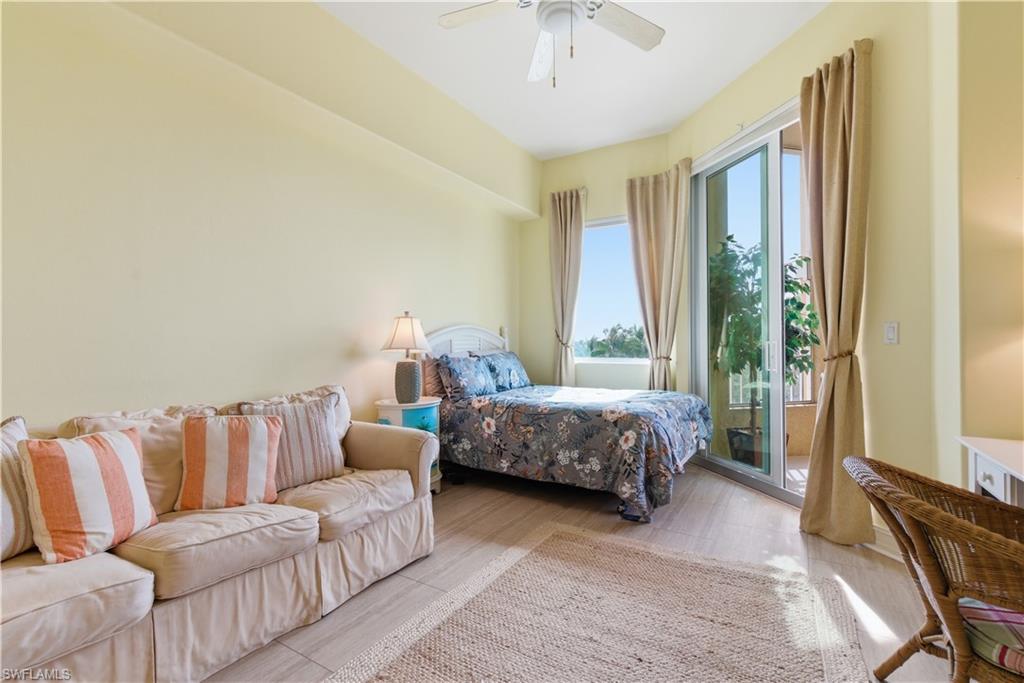 2748 Tiburon BLVD E C404 photo 30