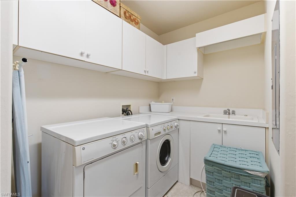 2748 Tiburon BLVD E C404 photo 34