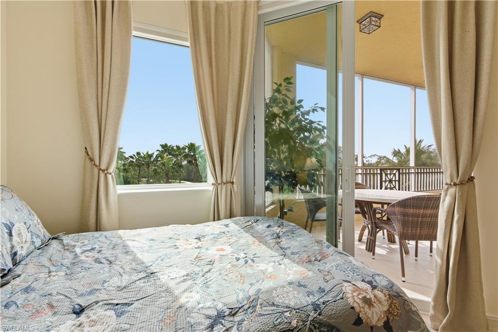 2748 Tiburon BLVD E C404 photo 31