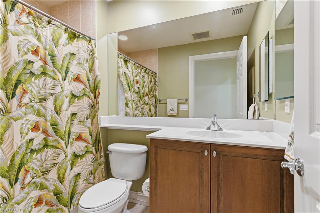 2748 Tiburon BLVD E C404 photo 29