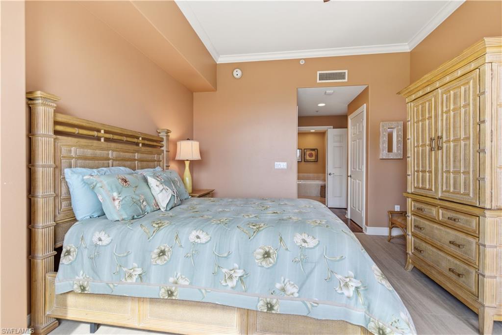 2748 Tiburon BLVD E C404 photo 21