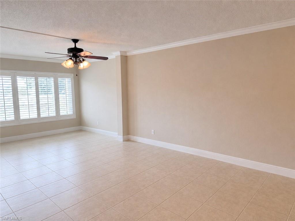 2264 Winkler AVE 202