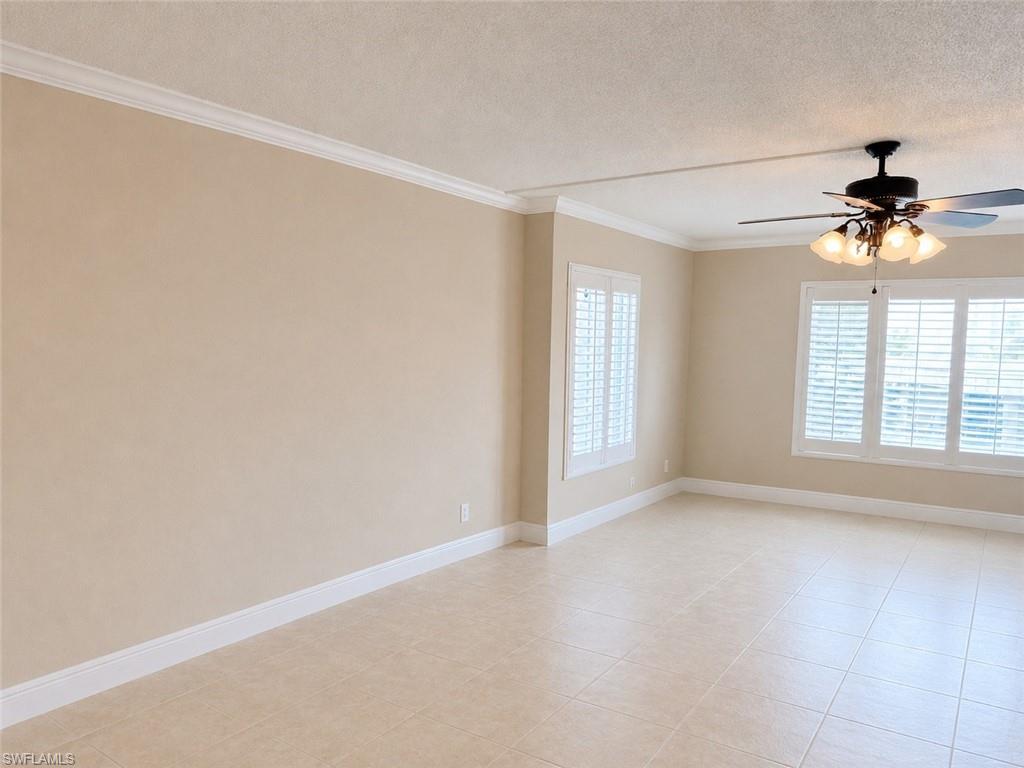 2264 Winkler AVE 202