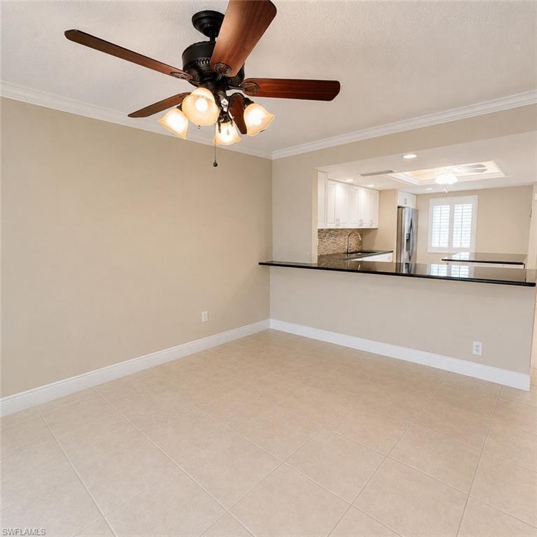 2264 Winkler AVE 202 photo 10