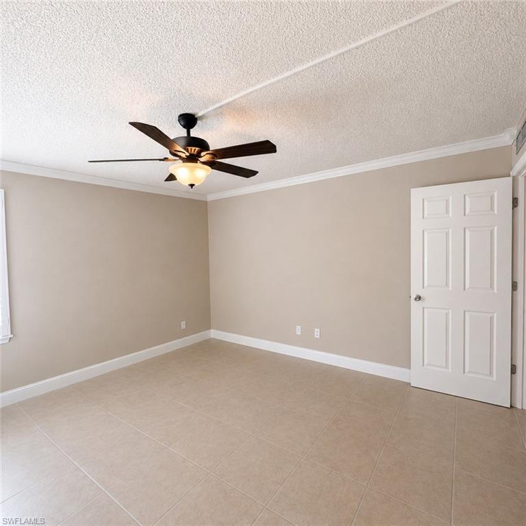 2264 Winkler AVE 202 photo 18