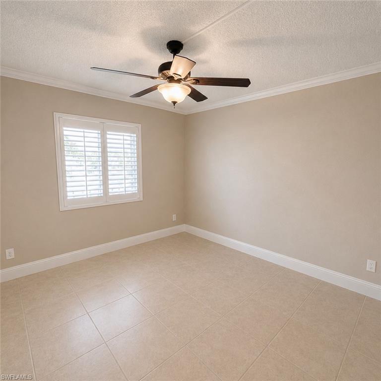 2264 Winkler AVE 202 photo 19