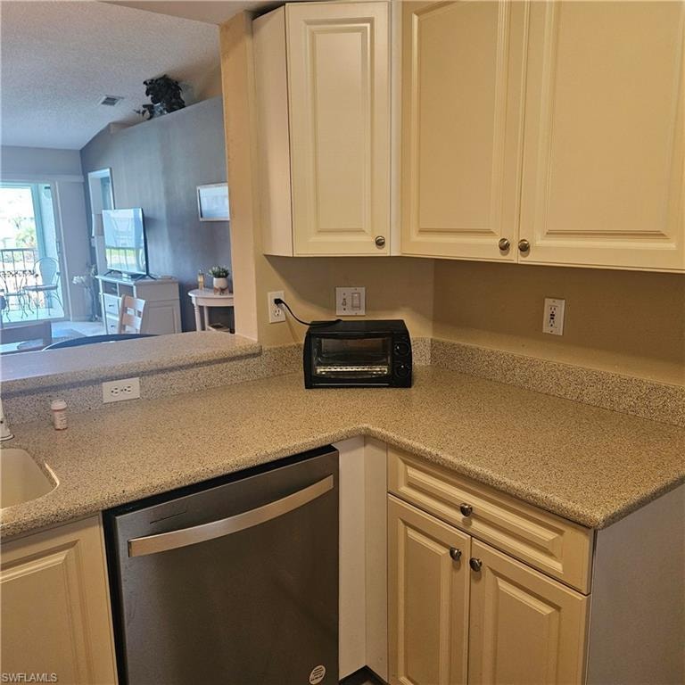 915 New Waterford DR H202 photo 16