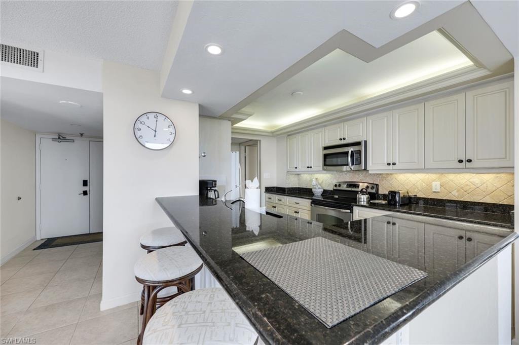 300 Collier BLVD 1002 photo 9