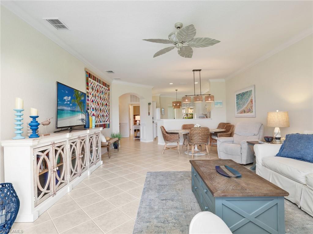 20060 Seagrove ST 1803 photo 11