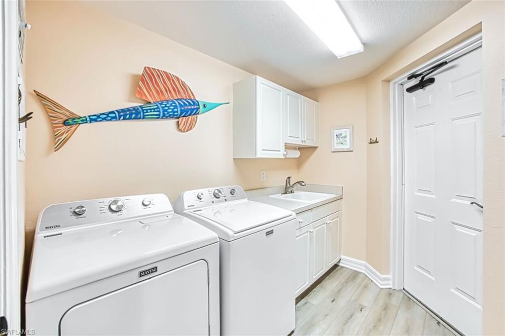 Laundry_room_w_deep_sink