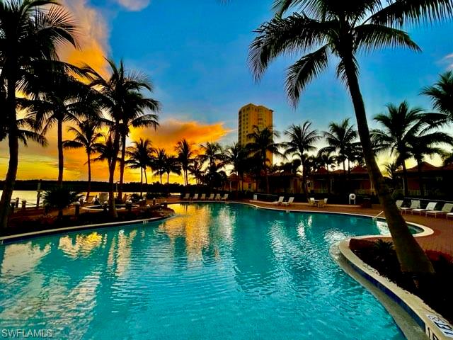 Tropical_saltwater_pool