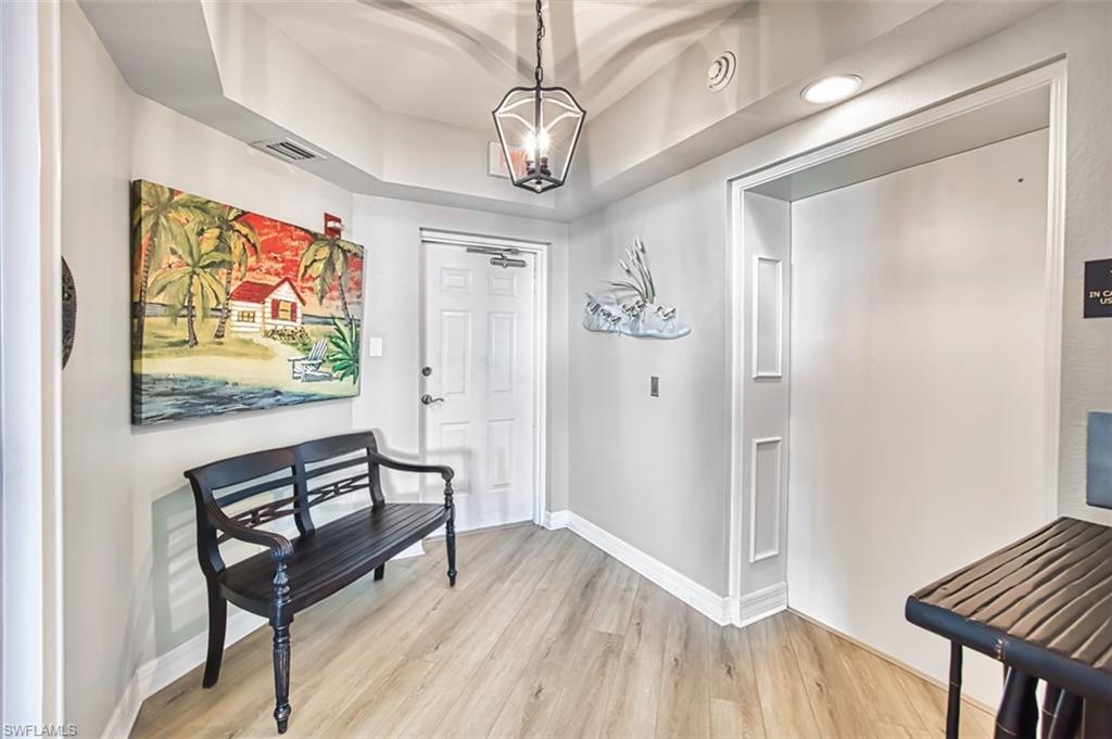 Private_elevator_foyer