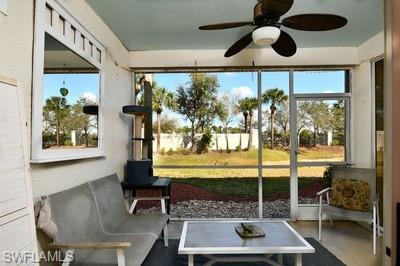 Screened lanai with ceiling fan